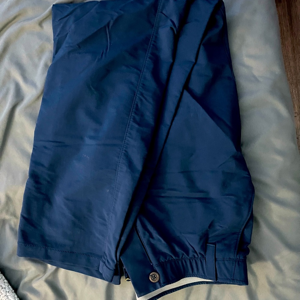 Under Armour Navy Golf Pants. Size 34/32.